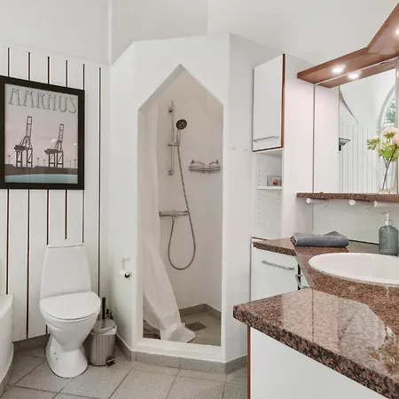 بيت للعطل Awesome In With House Sea View إيبلتوفت